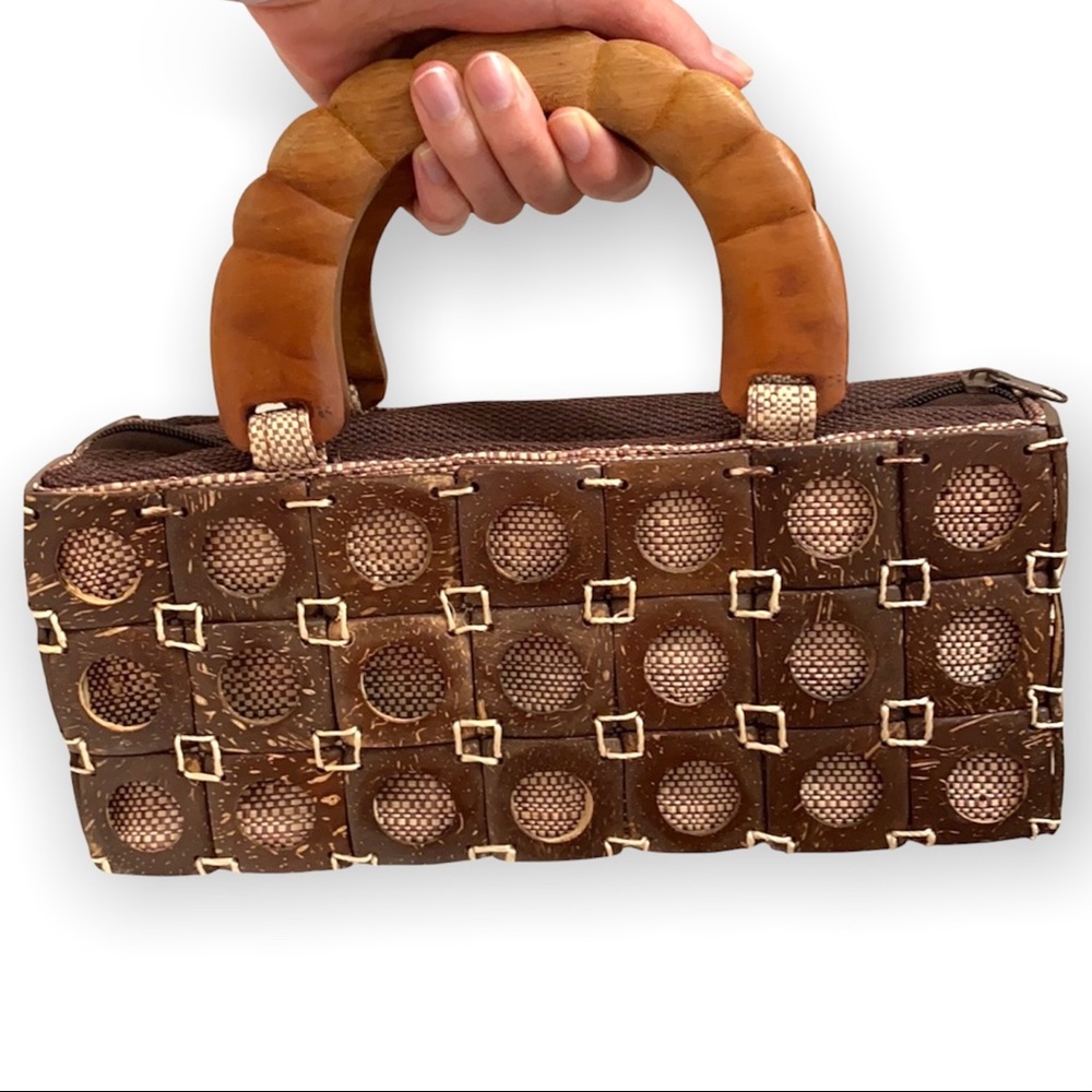 NWOT Handmade Rectangular Coconut Shell Purse